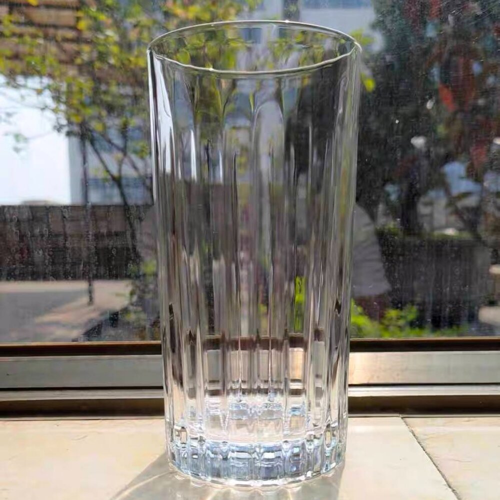 Clear Ribbed Glass Tumbler – Minimal Style